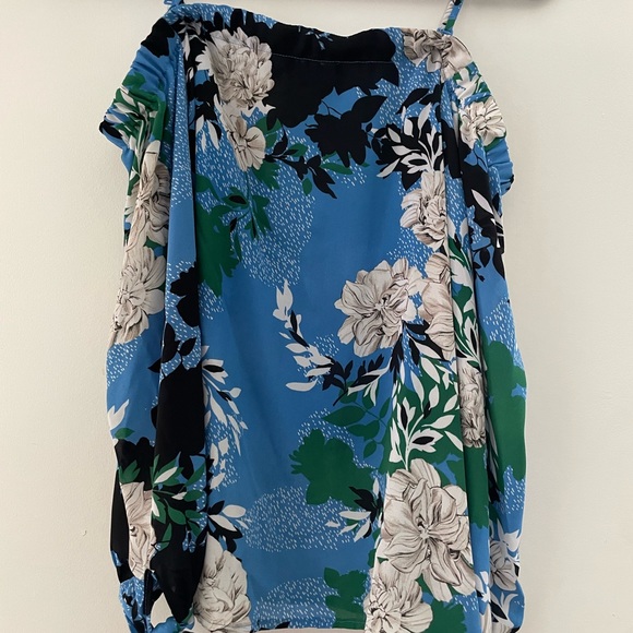 👚 INC International👚 Concepts Blouse Size Medium - Picture 3 of 9